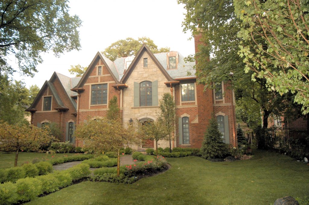 Street appeal - Heritage Luxury Homes