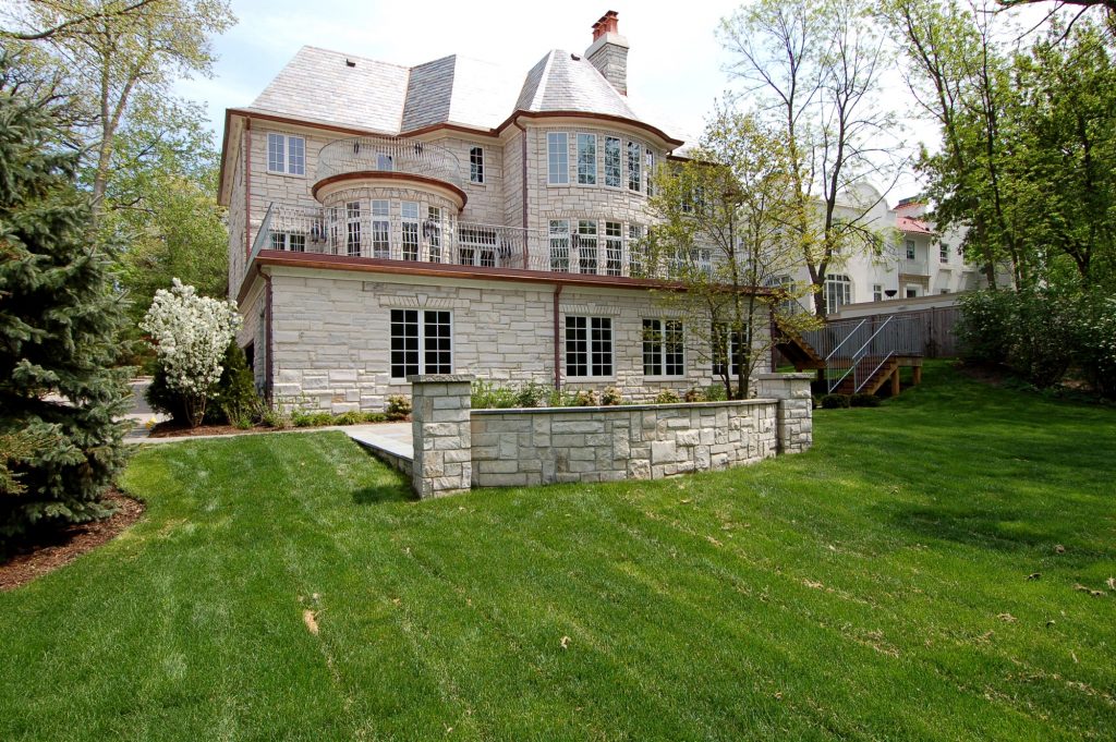 Street appeal - Heritage Luxury Homes