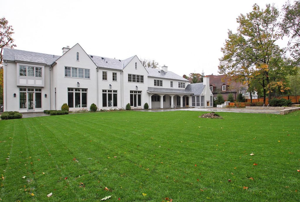 Street appeal - Heritage Luxury Homes