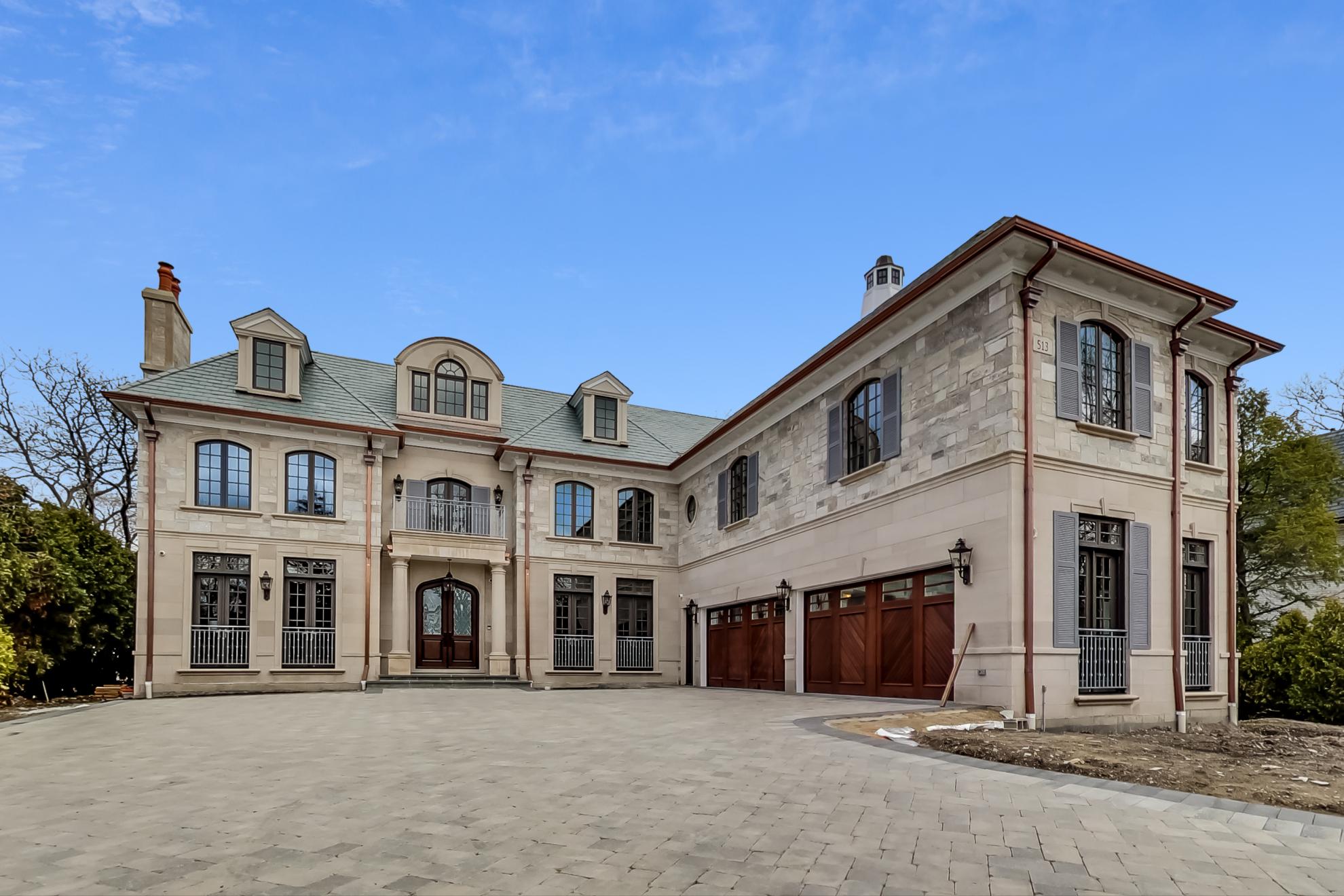 Street appeal - Heritage Luxury Homes
